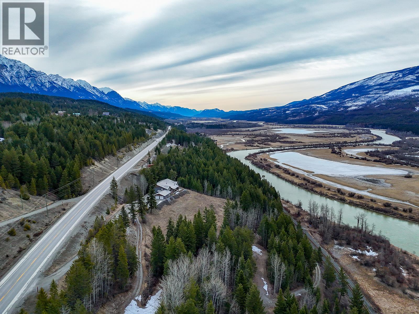 1756 Highway 95 Highway, Golden