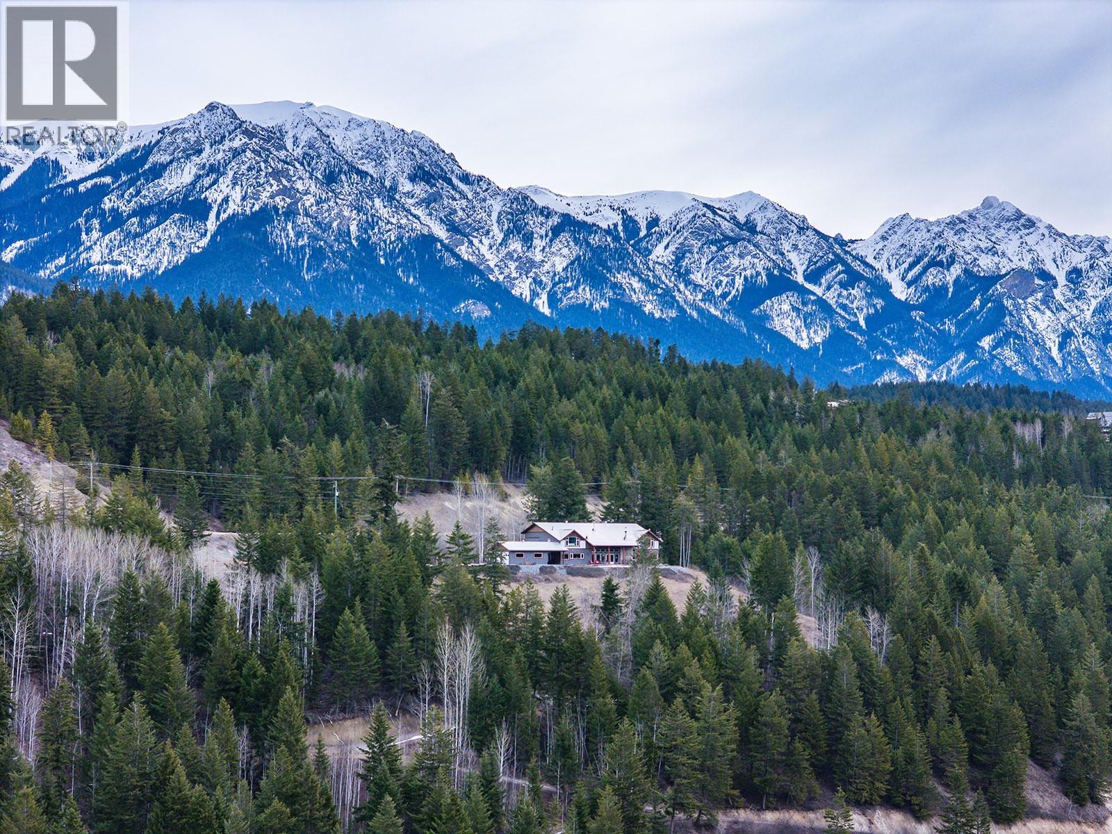 1756 Highway 95 Highway, Golden