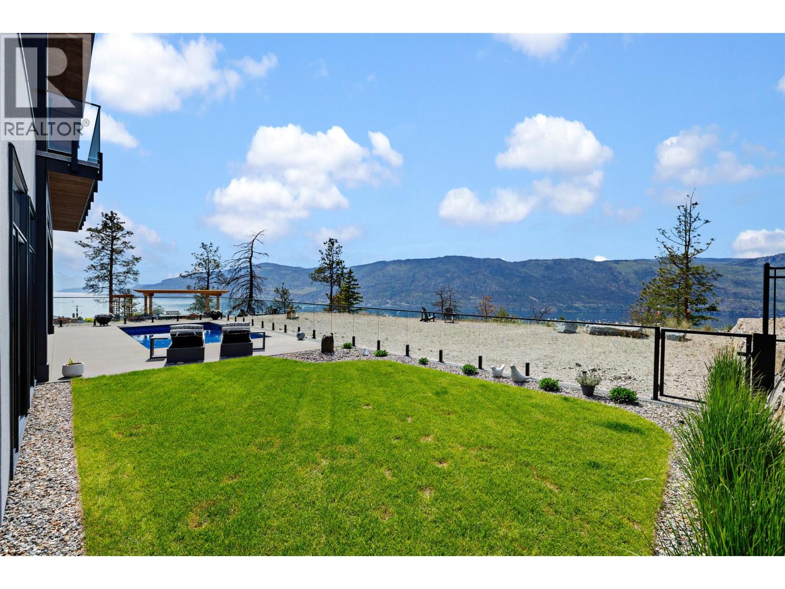 9988 Beacon Hill Drive, Lake Country