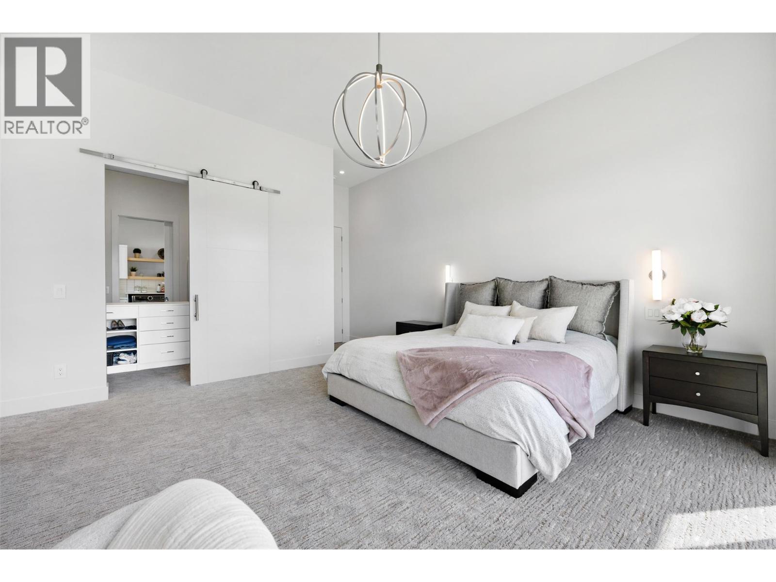 9988 Beacon Hill Drive, Lake Country