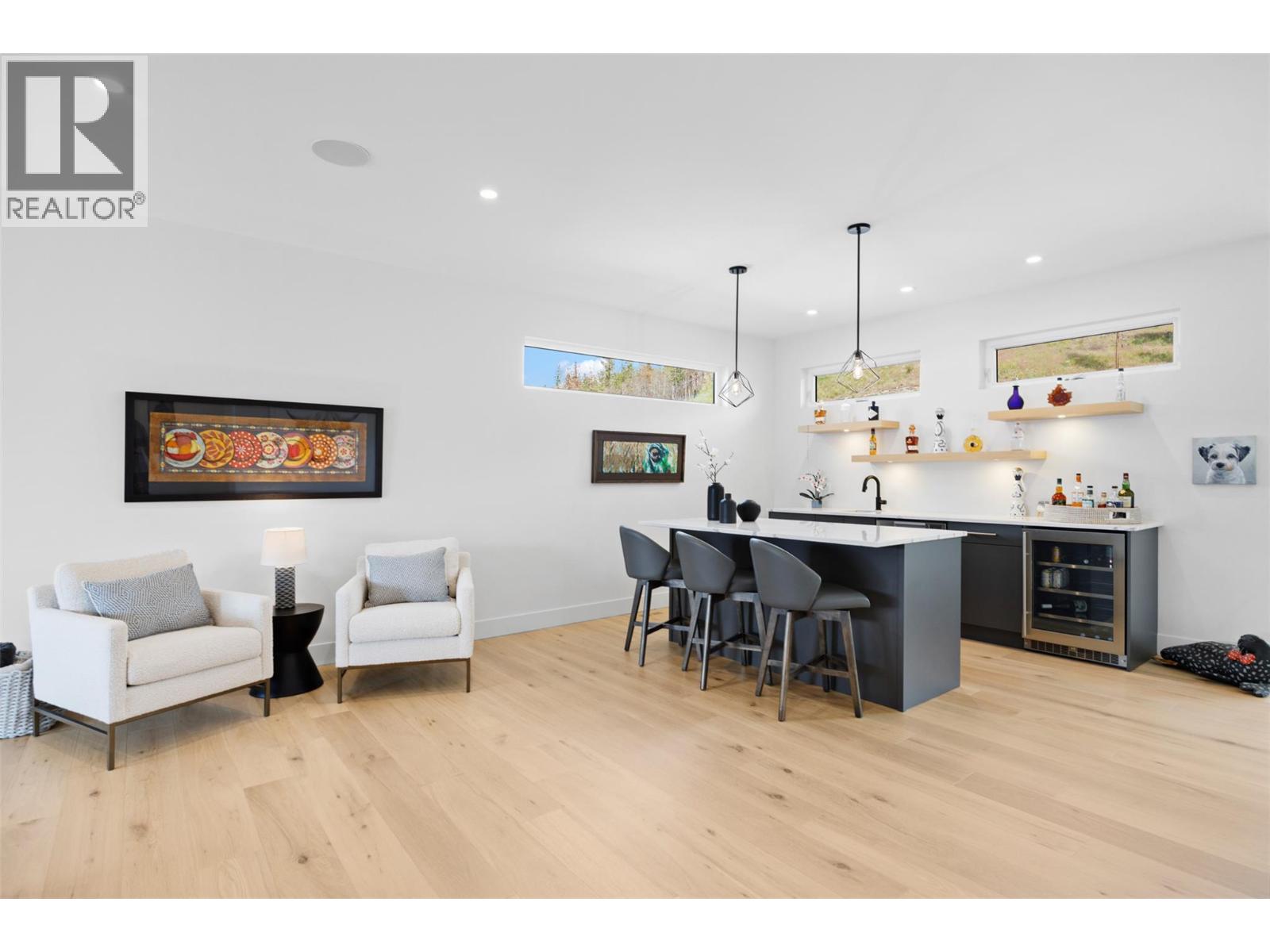 9988 Beacon Hill Drive, Lake Country