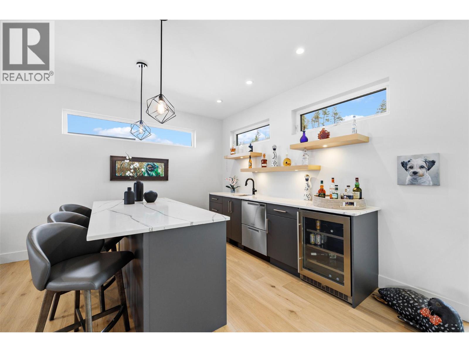 9988 Beacon Hill Drive, Lake Country