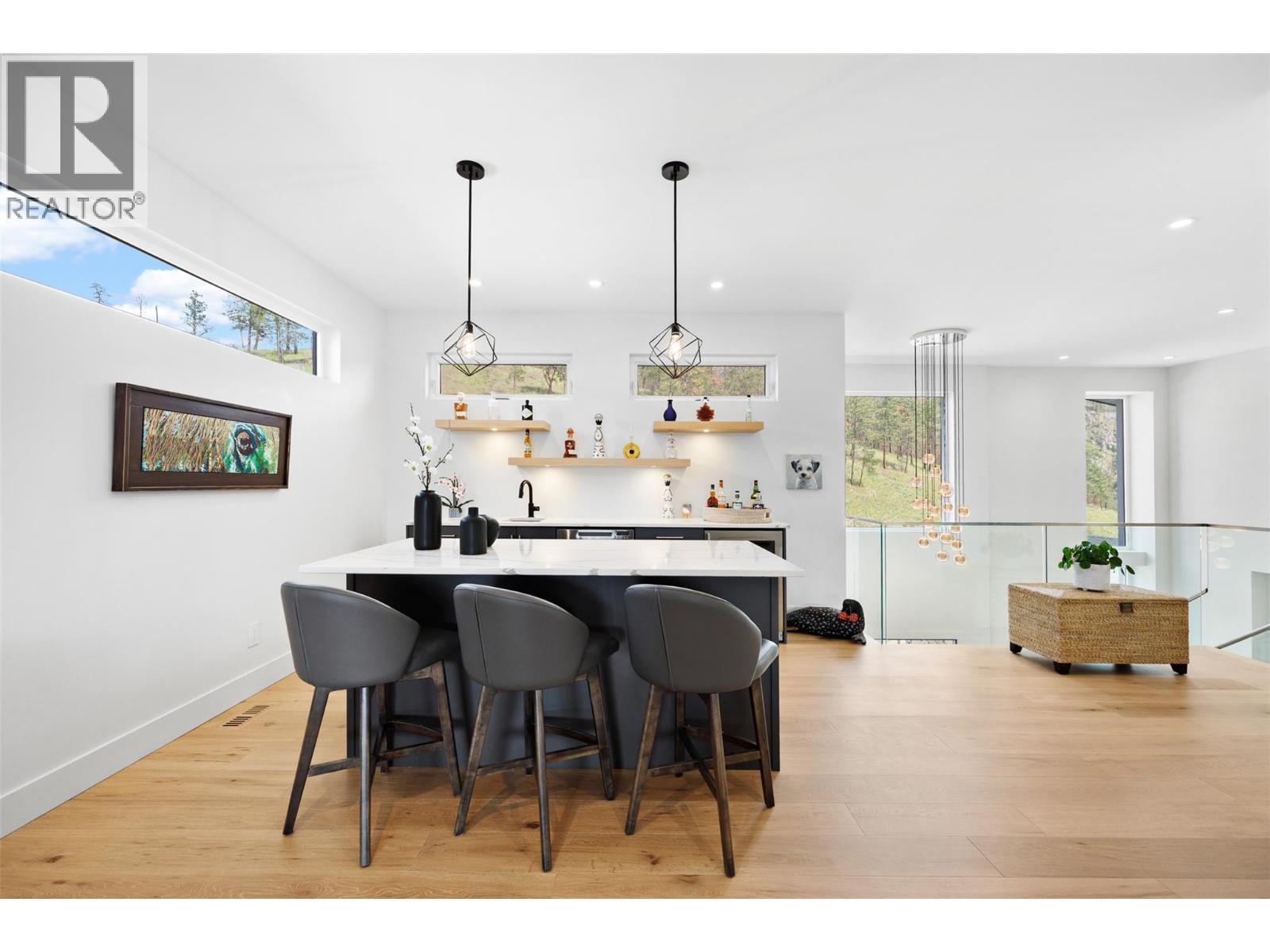 9988 Beacon Hill Drive, Lake Country