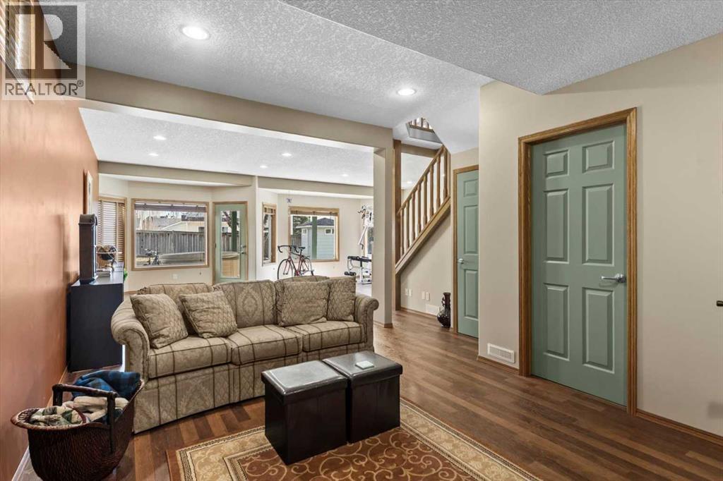 122 West Terrace Place, Cochrane