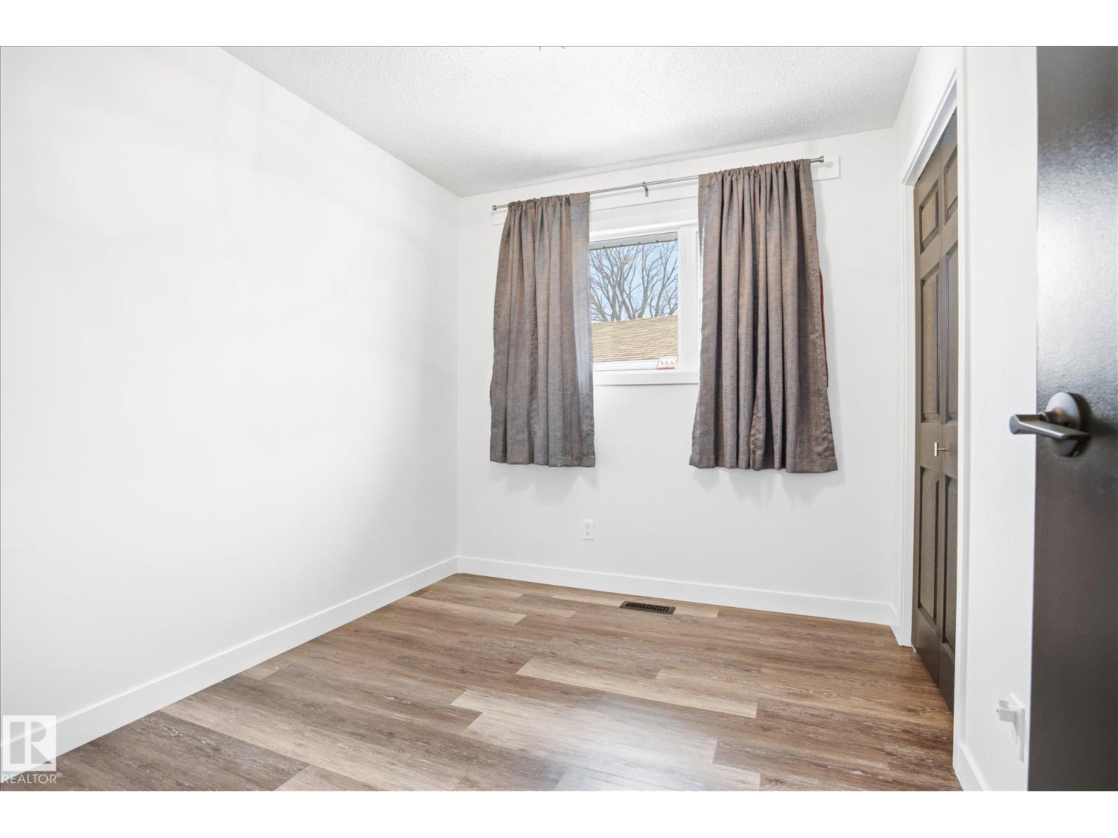 46 MISSION ST, Sherwood Park