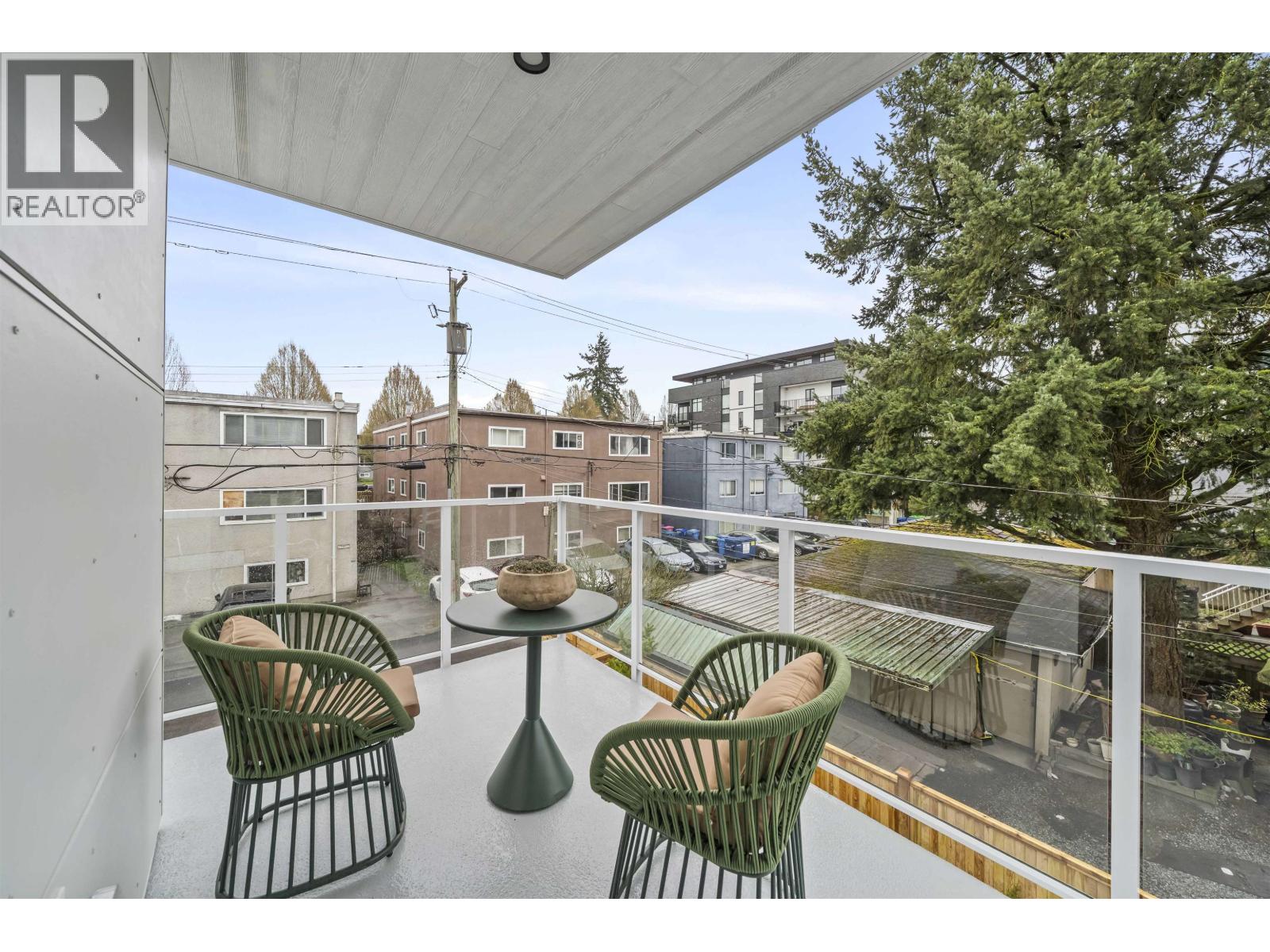 204 4928 QUEBEC STREET, Vancouver