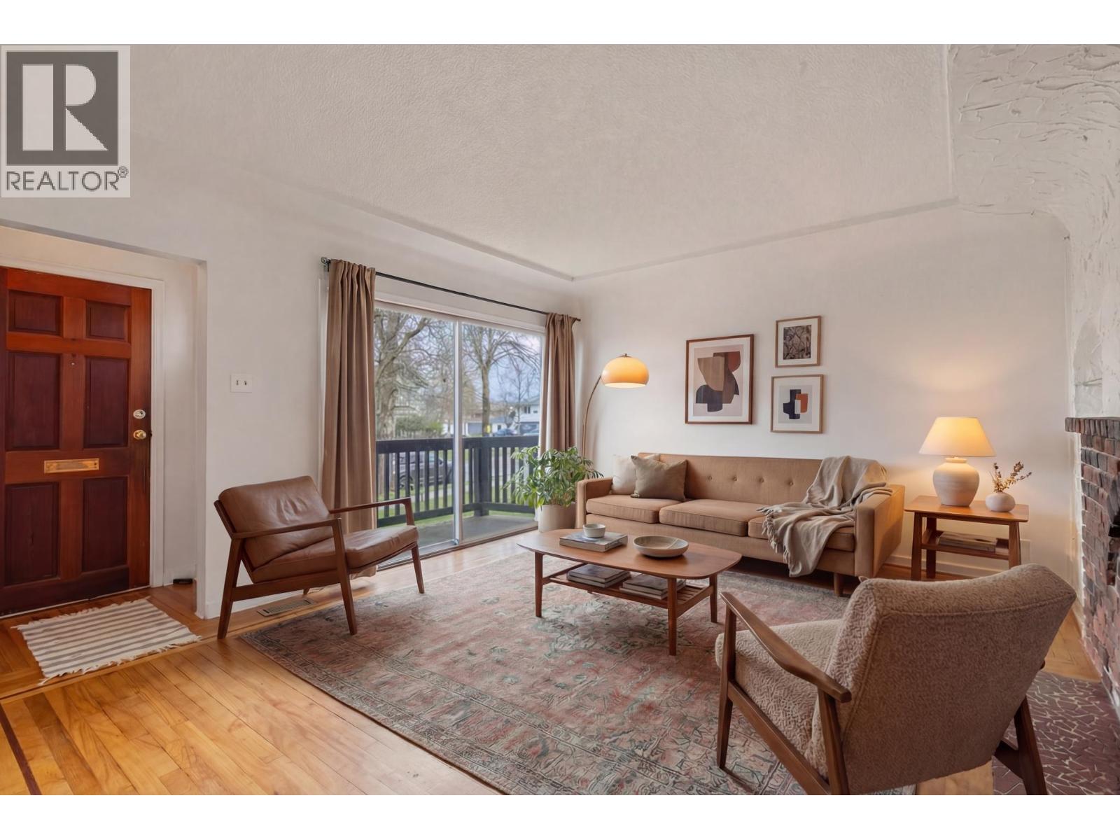 2580 E 19TH AVENUE, Vancouver