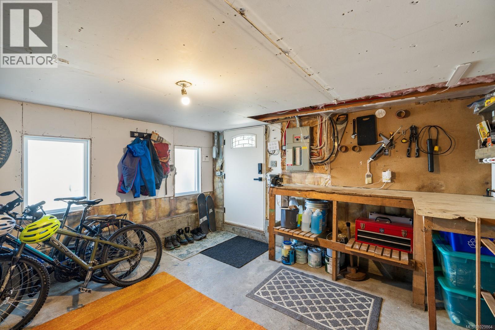 3223 Sedgwick Dr, Colwood