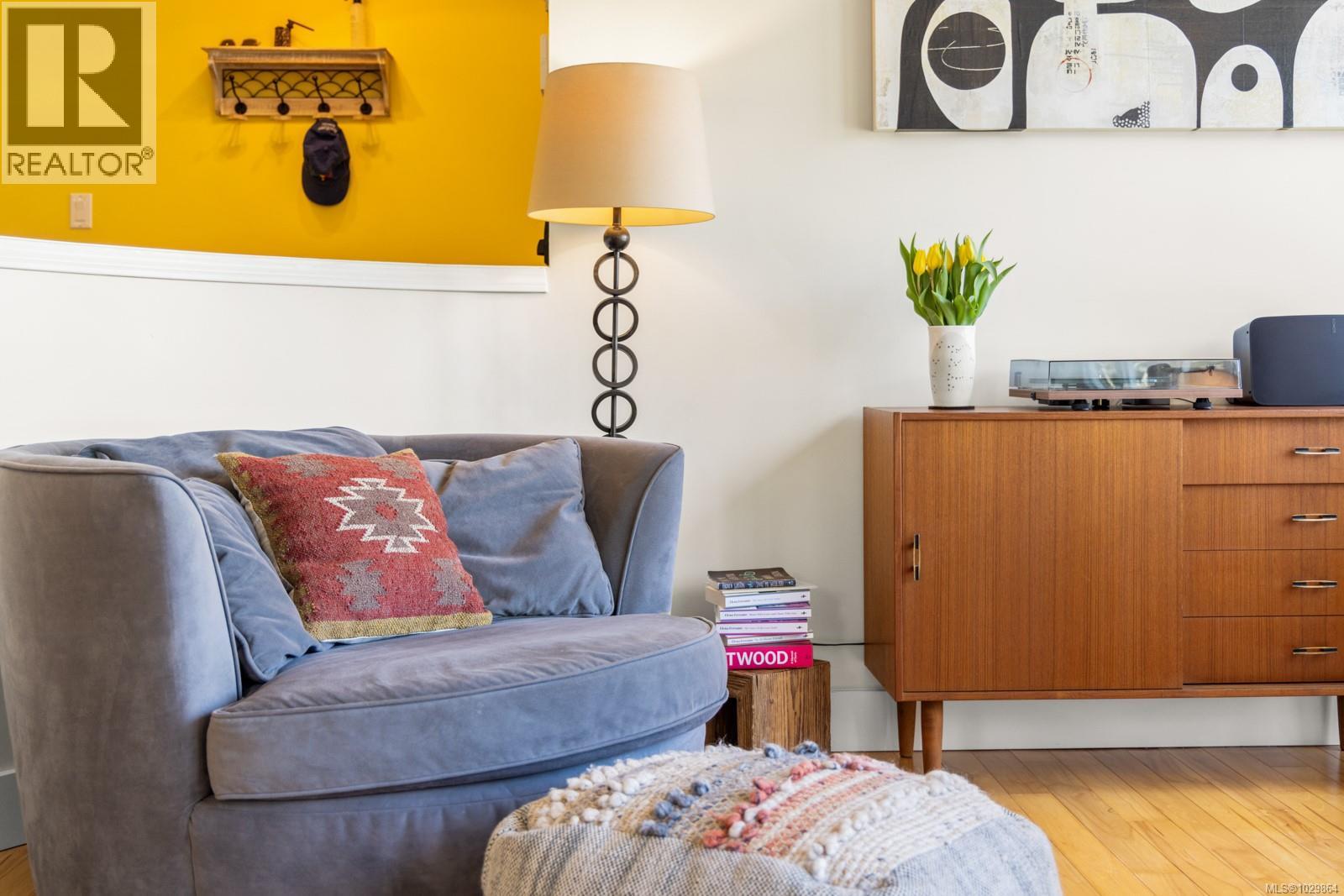 3223 Sedgwick Dr, Colwood