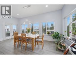 25507 Bosonworth Avenue, Maple Ridge, BC V4R1L4 Photo 12