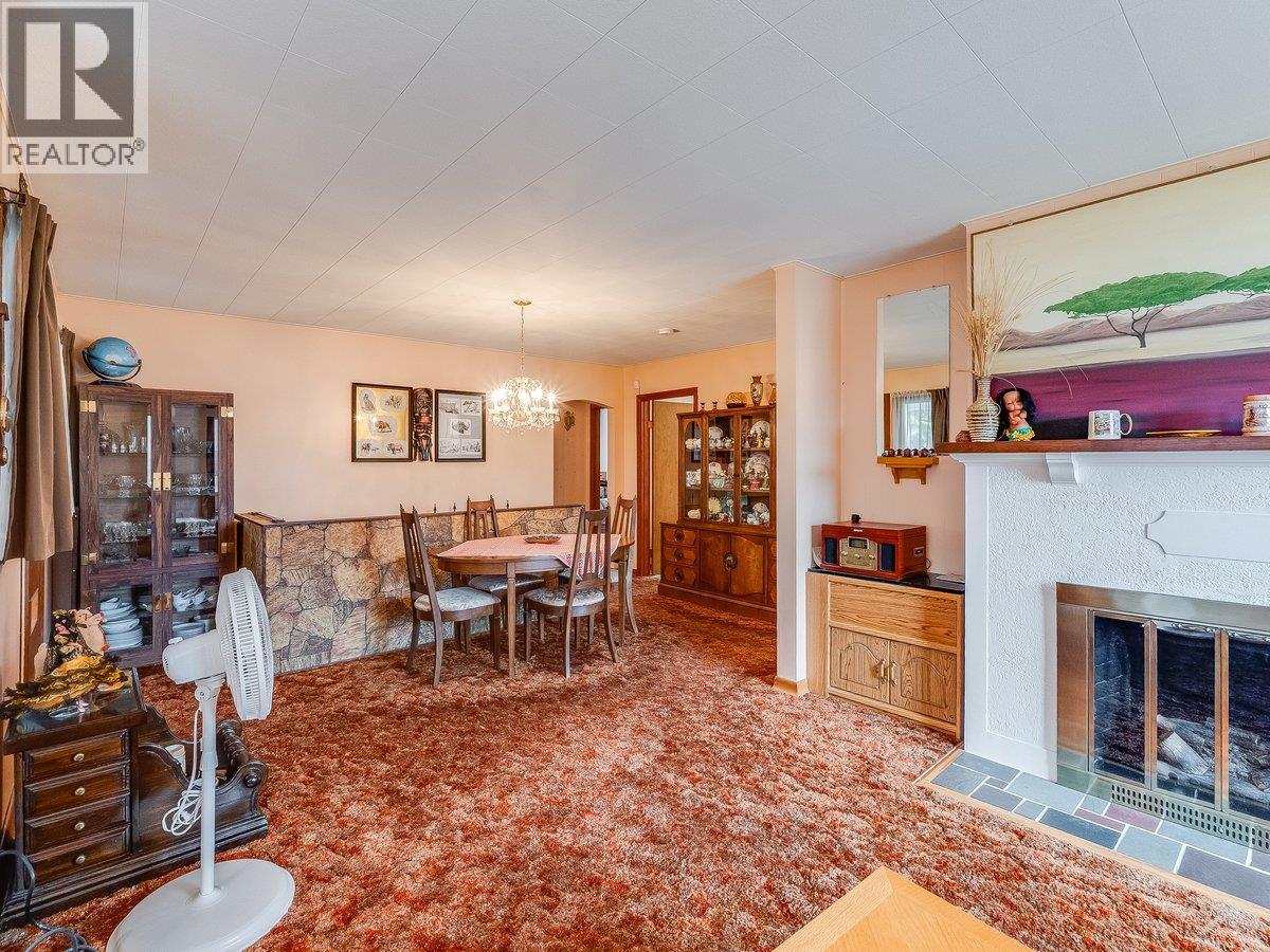 524 HOOVER STREET - 11