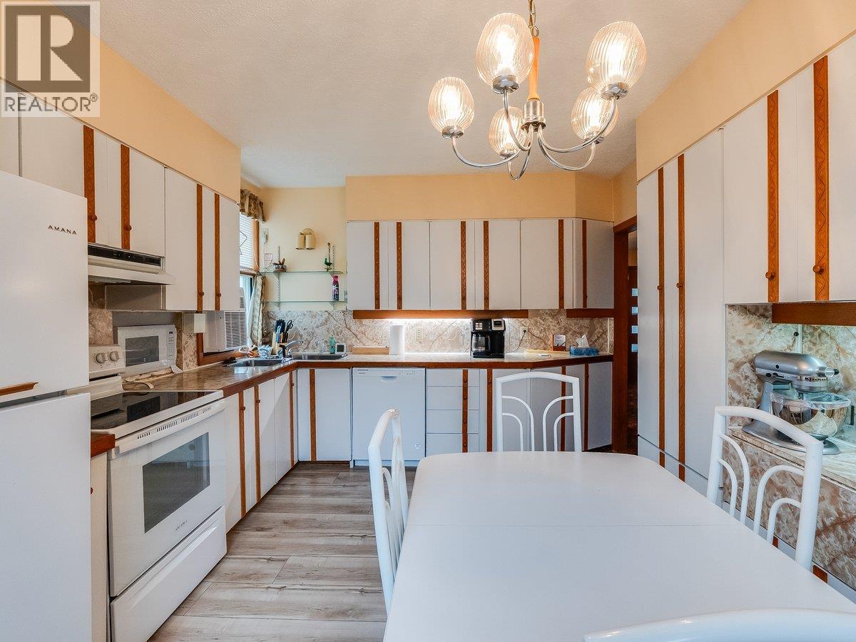 524 HOOVER STREET - 4