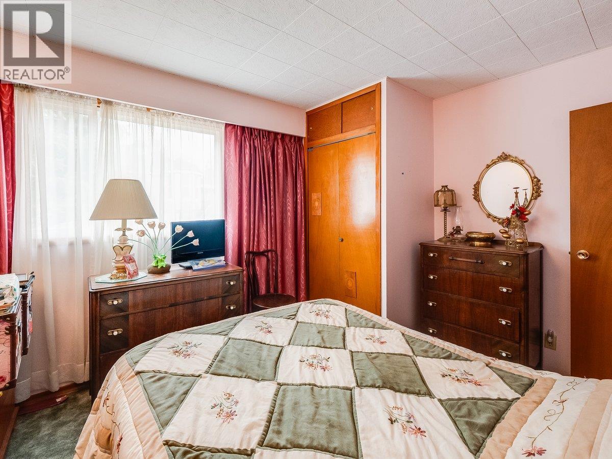 524 HOOVER STREET - 17