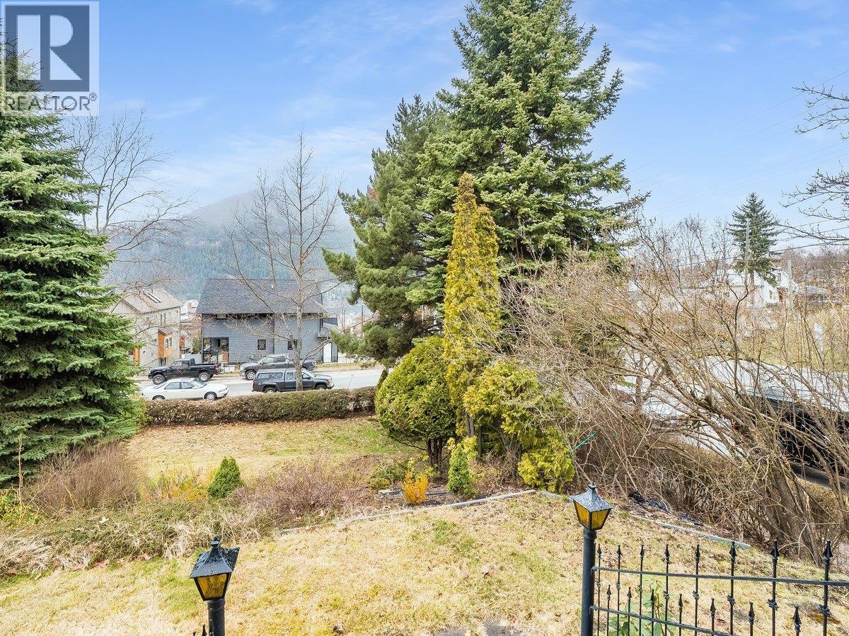 524 HOOVER STREET - 36