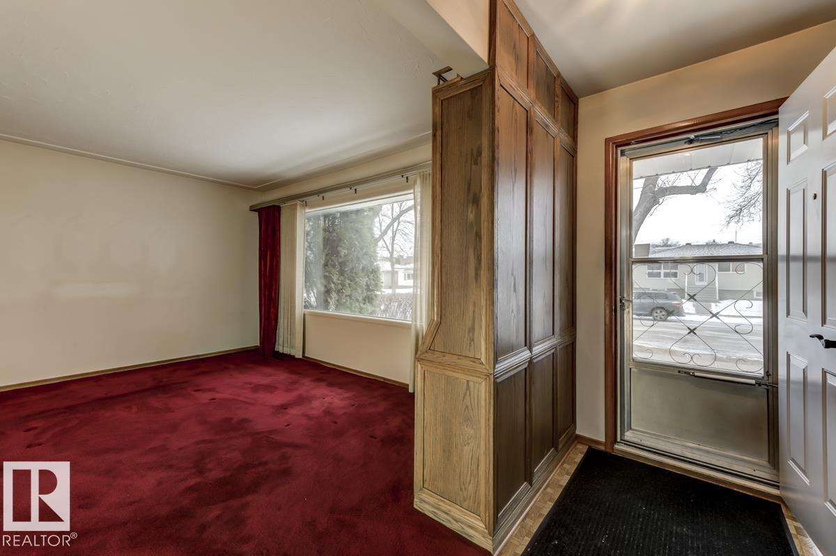 4021 117 AV NW, Edmonton