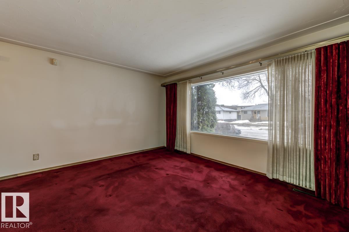 4021 117 AV NW, Edmonton