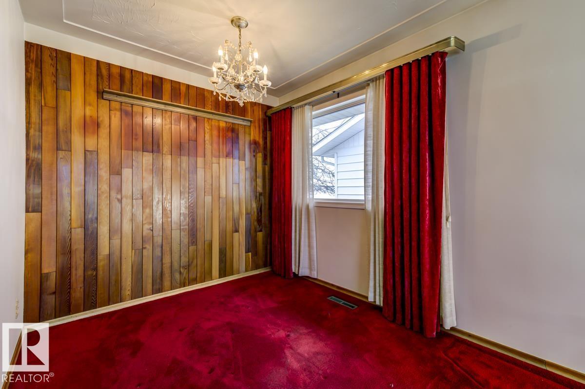 4021 117 AV NW, Edmonton