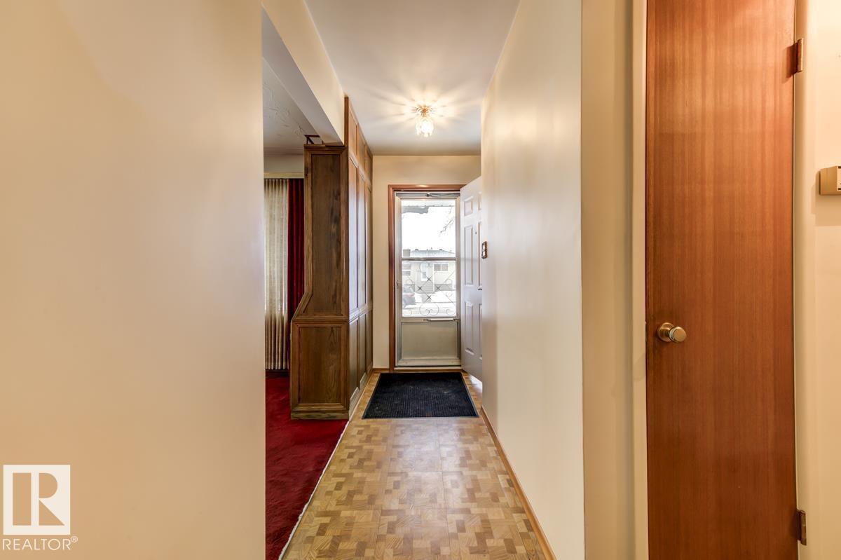 4021 117 AV NW, Edmonton