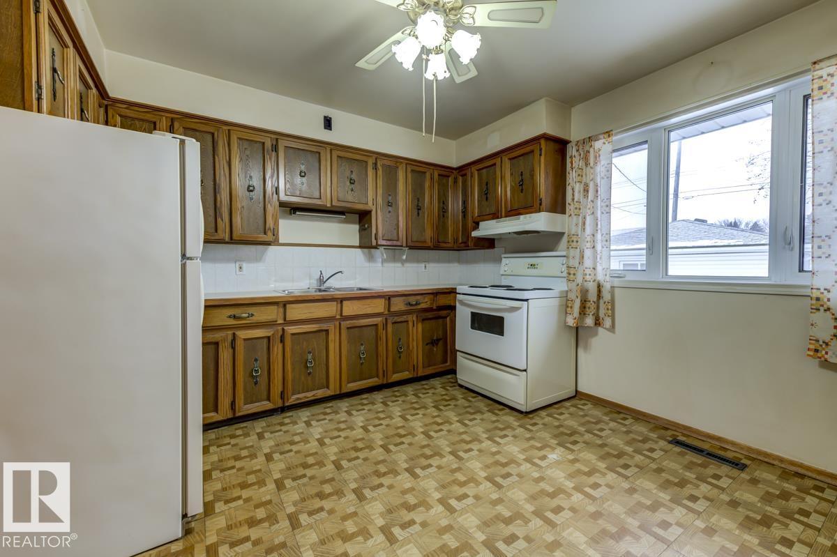 4021 117 AV NW, Edmonton