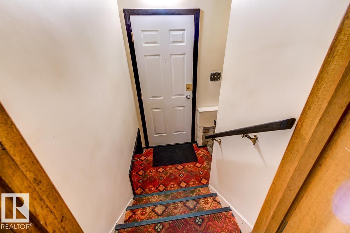 4021 117 AV NW, Edmonton