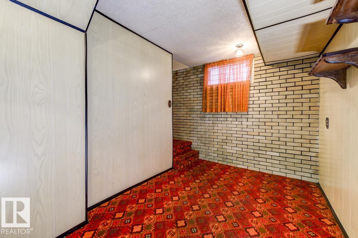 4021 117 AV NW, Edmonton