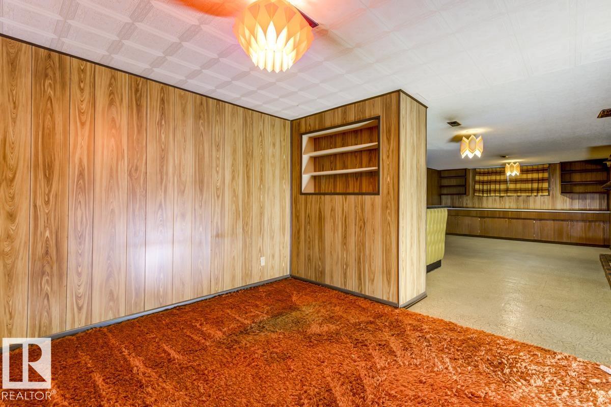 4021 117 AV NW, Edmonton