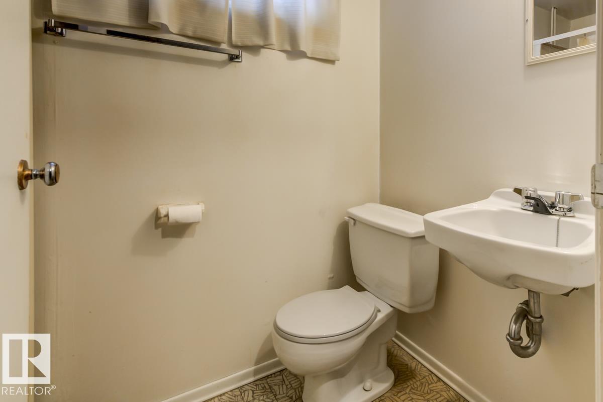 4021 117 AV NW, Edmonton