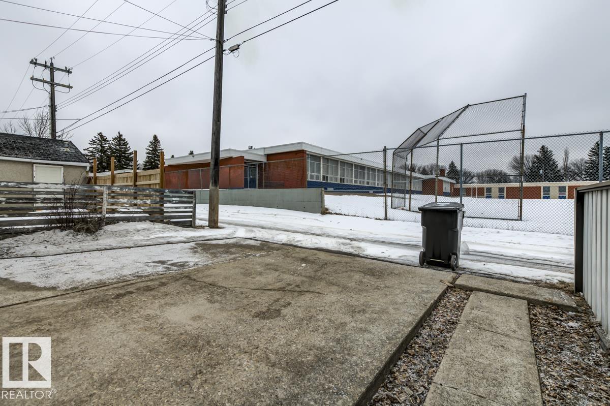 4021 117 AV NW, Edmonton