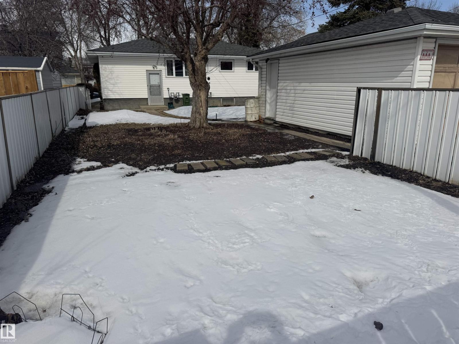 4021 117 AV NW, Edmonton