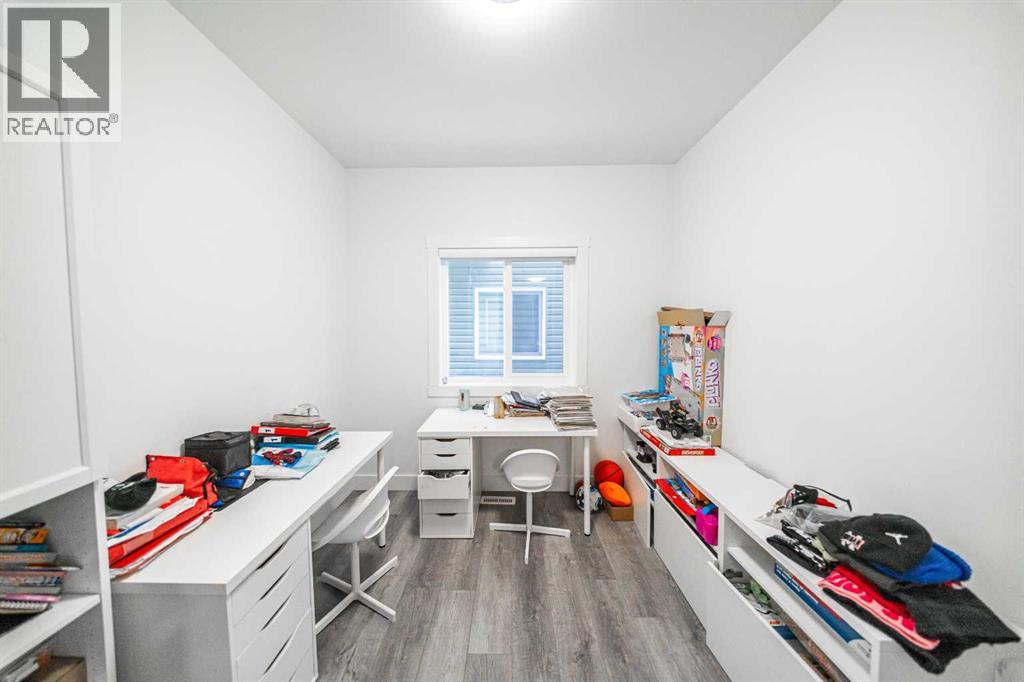 Single Family House for Sale in  Saddlecrest Grove NE Saddle Ridge Calgary 