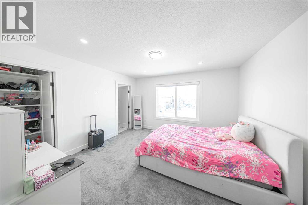 Single Family House for Sale in  Saddlecrest Grove NE Saddle Ridge Calgary 