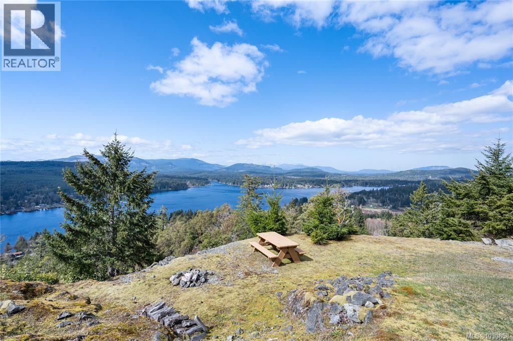 1828 Strathcona Hts, Shawnigan Lake