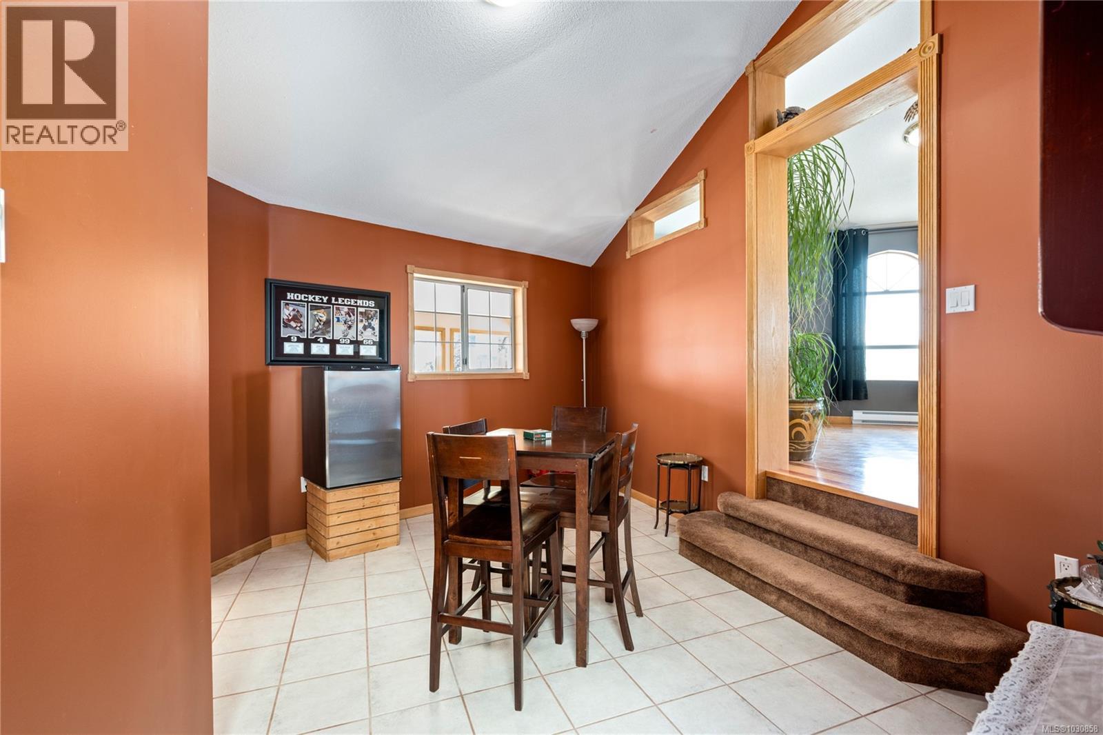 1828 Strathcona Hts, Shawnigan Lake