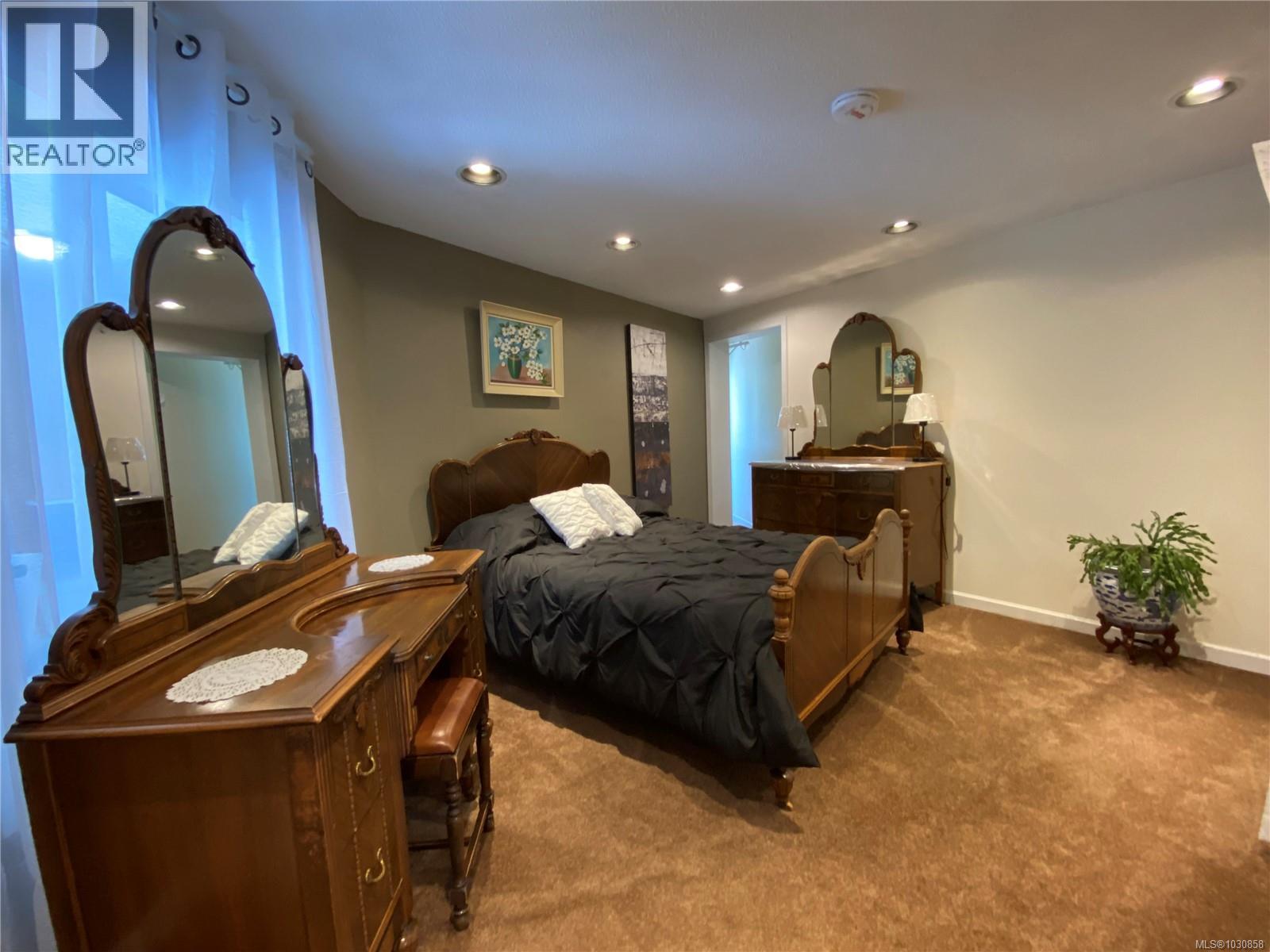 1828 Strathcona Hts, Shawnigan Lake