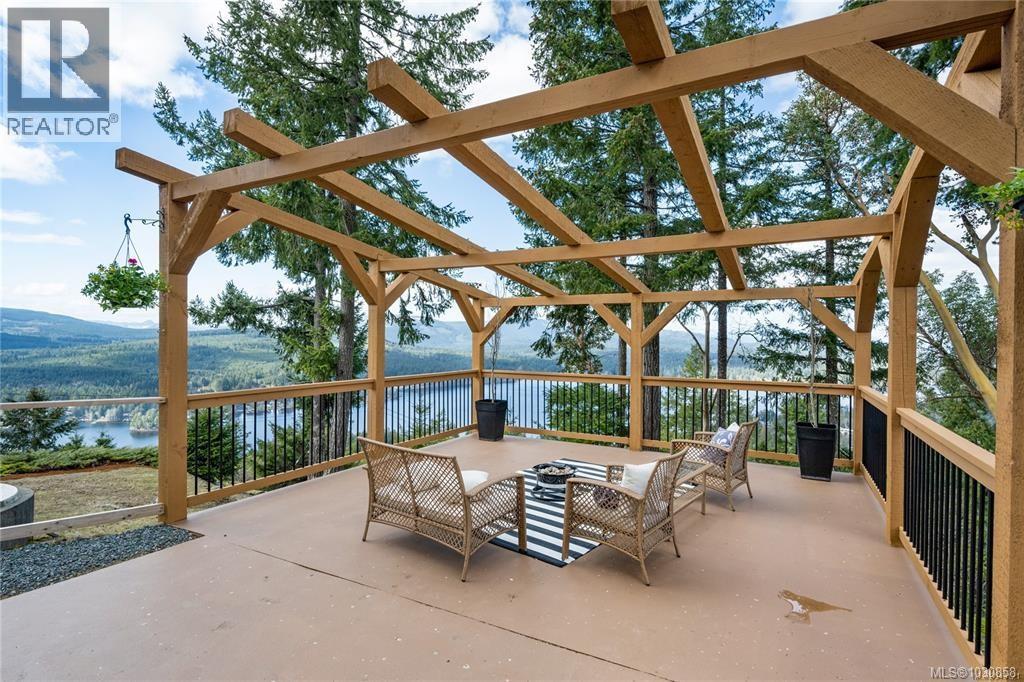 1828 Strathcona Hts, Shawnigan Lake