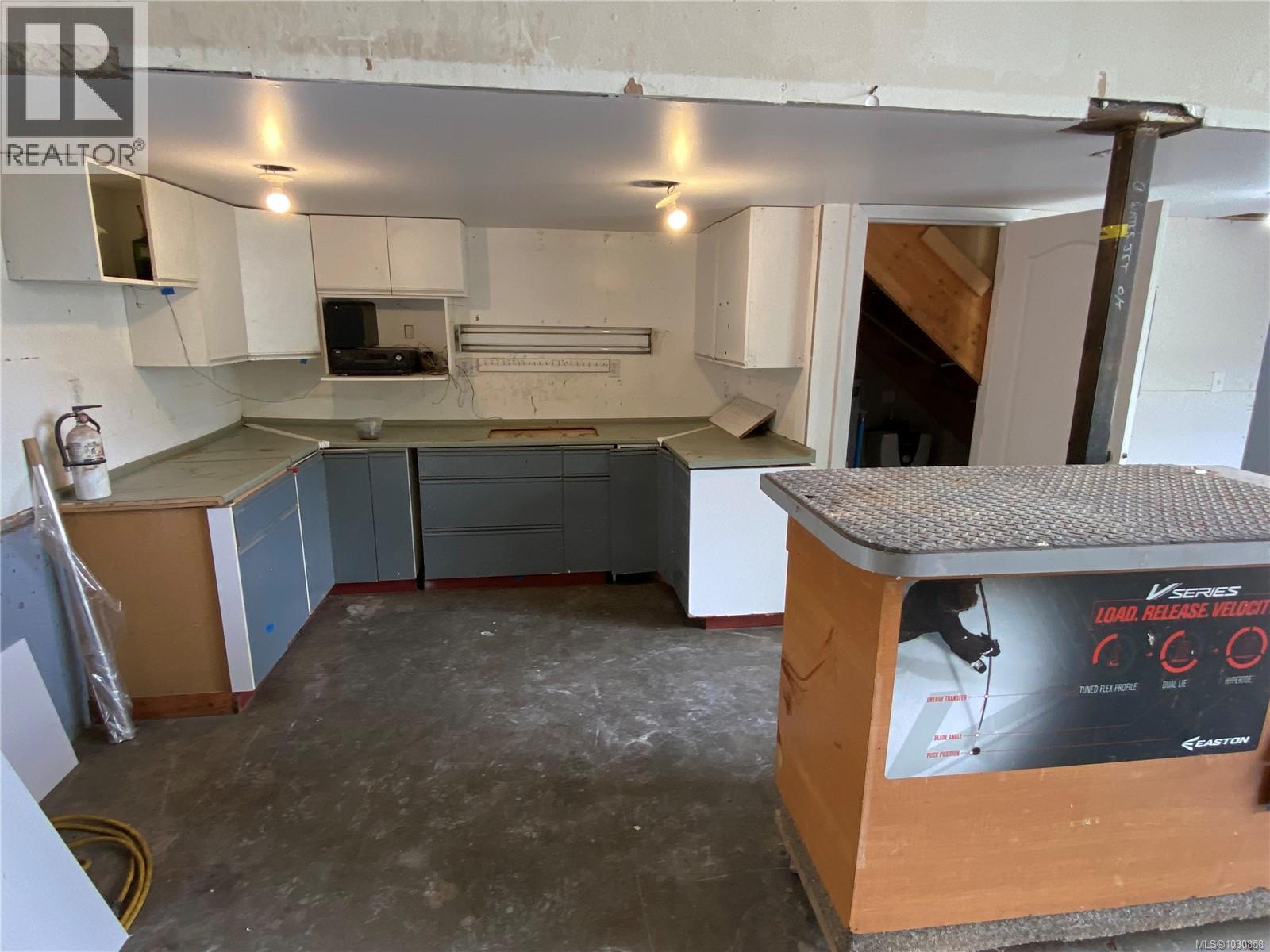 1828 Strathcona Hts, Shawnigan Lake