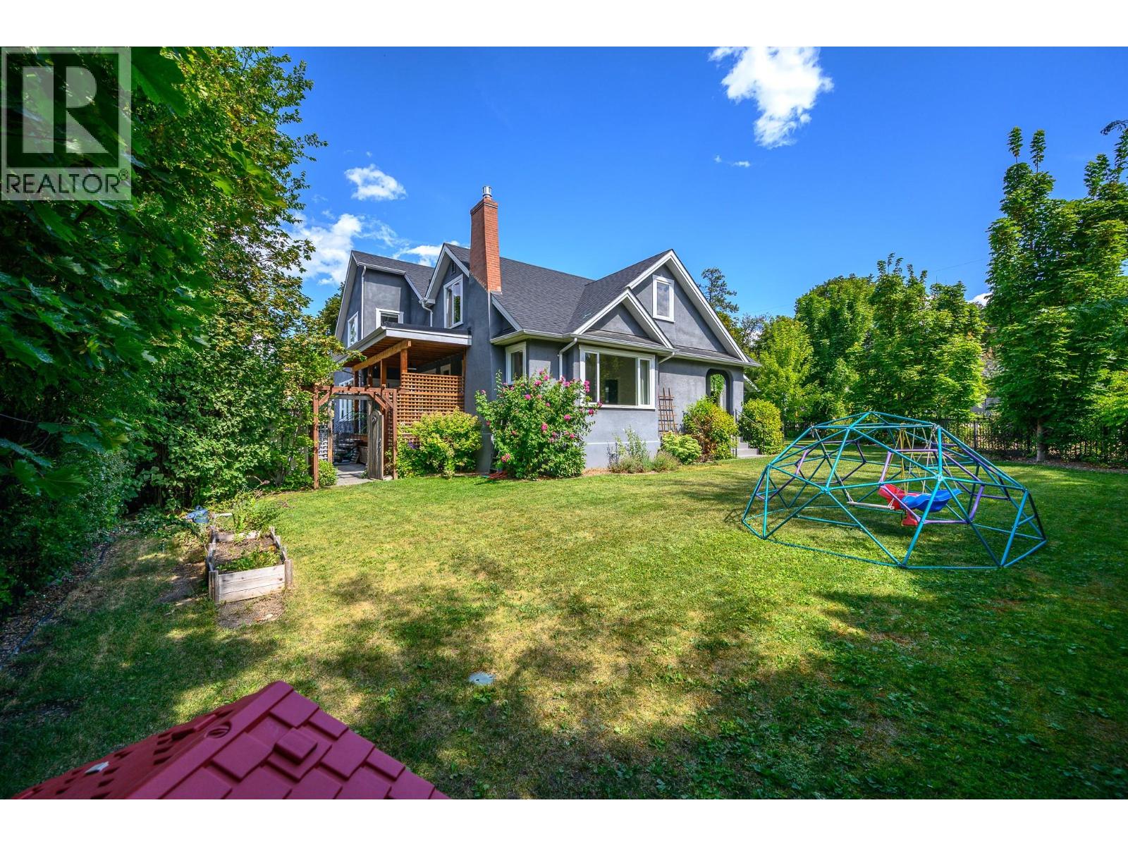 2501 30 Avenue, Vernon