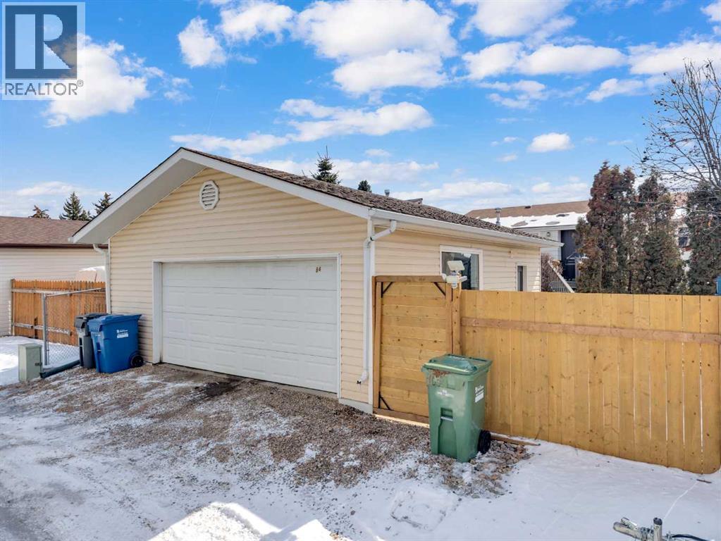 84 Crawford Street, Red Deer
