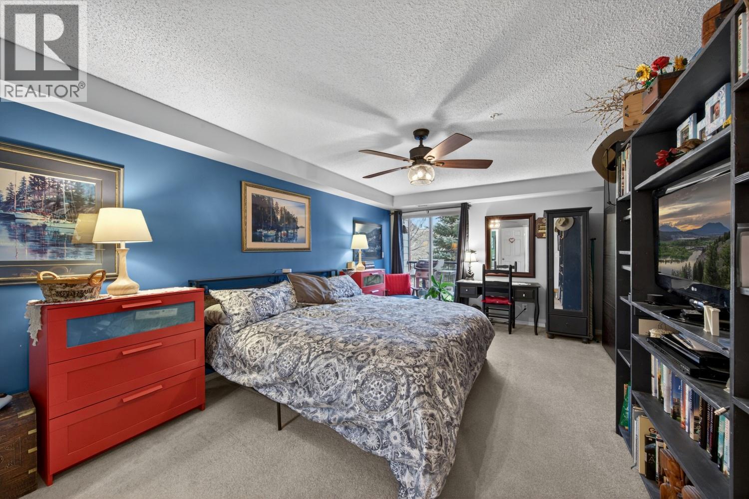 #1212 205 THIRD AVENUE - 15