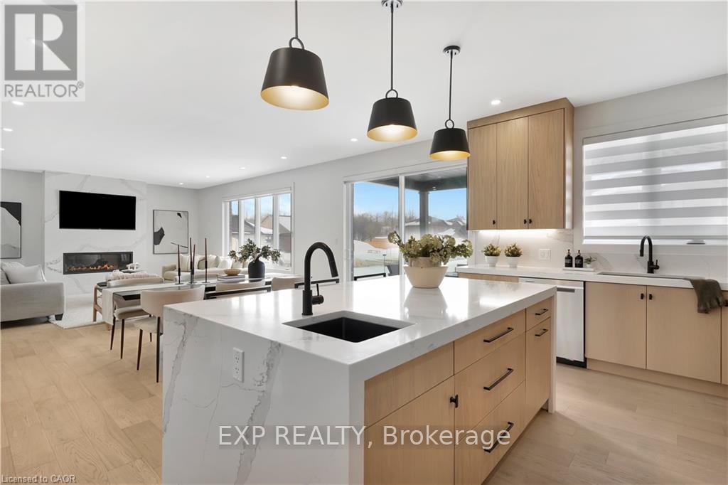 1048 WALTON AVENUE - 19