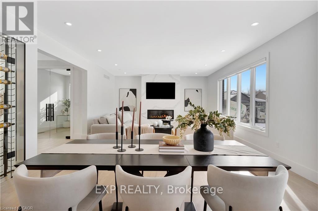 1048 WALTON AVENUE - 20