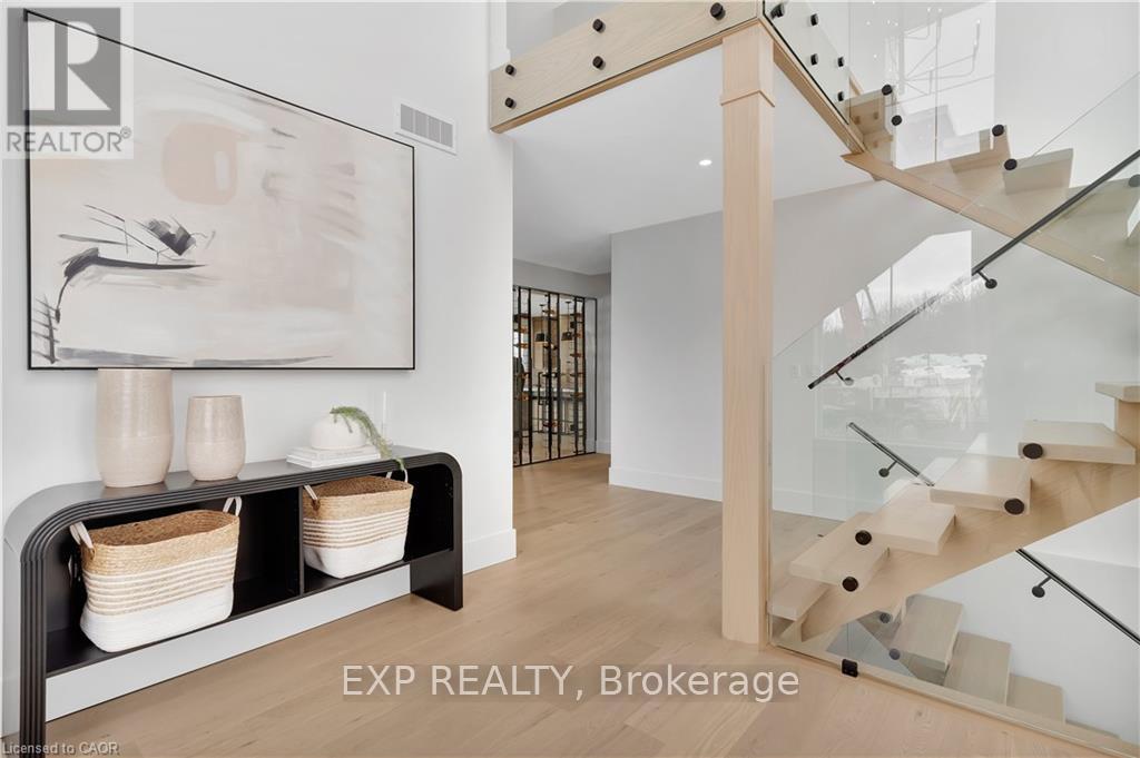 1048 WALTON AVENUE - 5