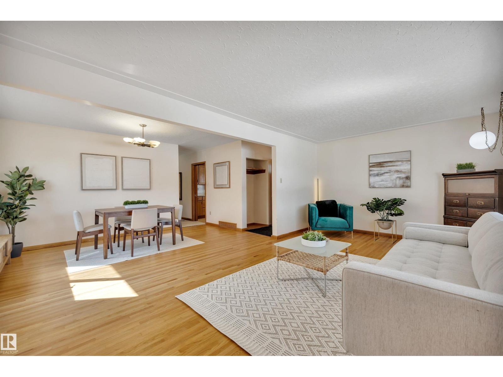 6608 84 ST NW, Edmonton