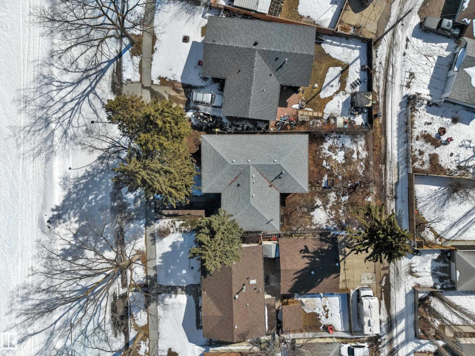 6608 84 ST NW, Edmonton