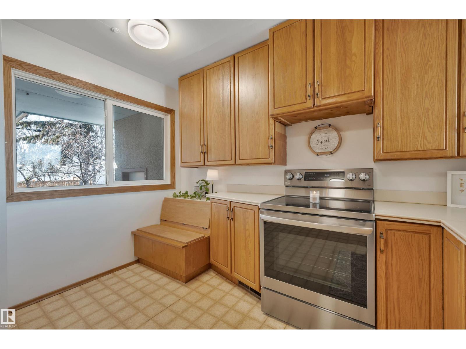 6608 84 ST NW, Edmonton