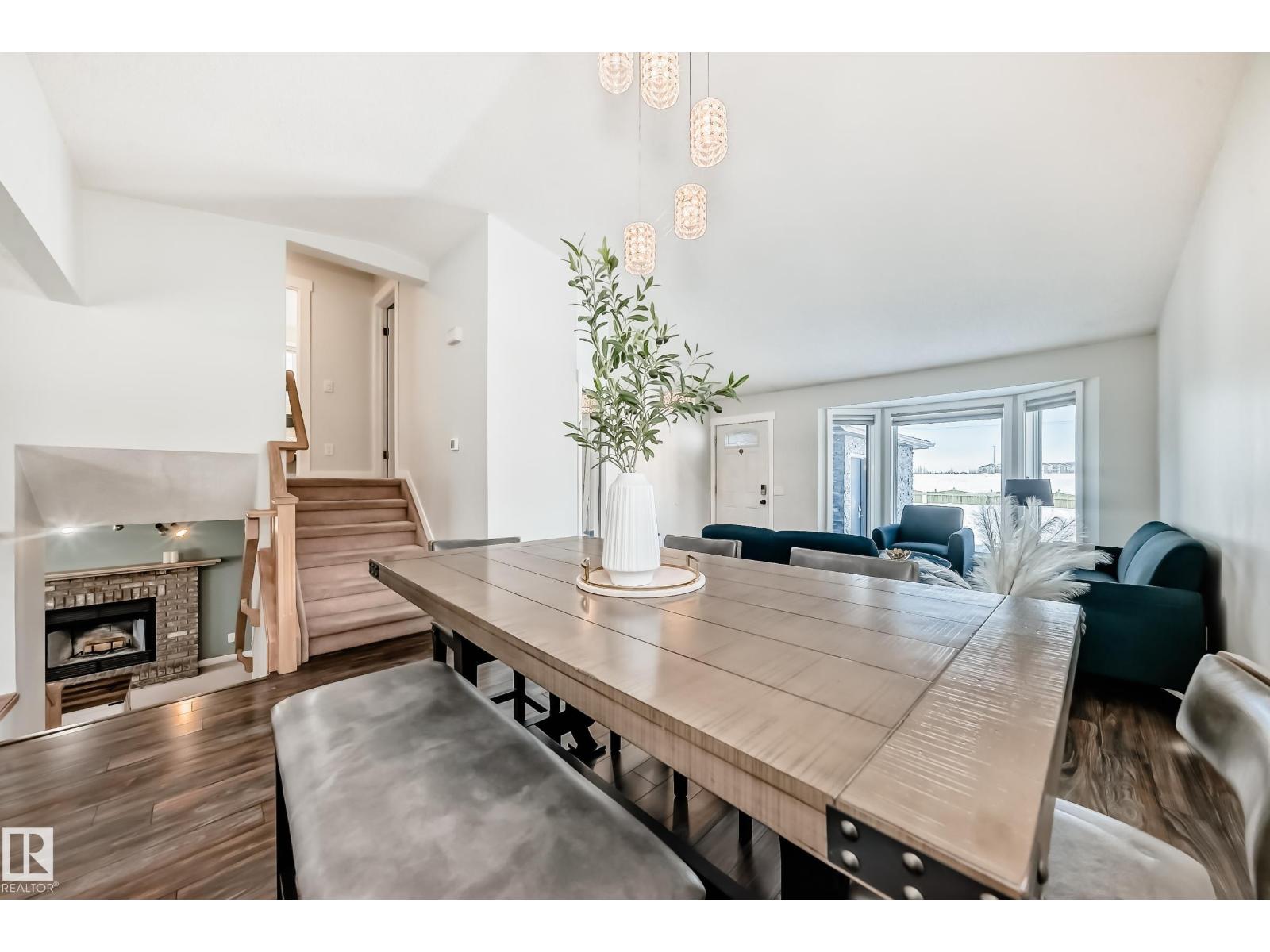 7011 190B ST NW, Edmonton