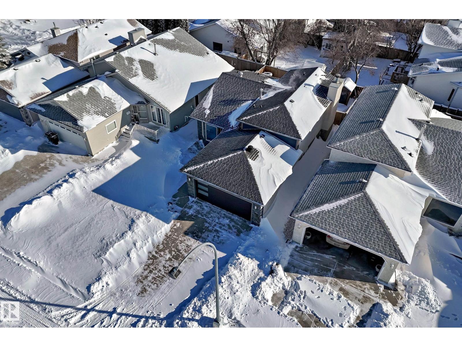 7011 190B ST NW, Edmonton