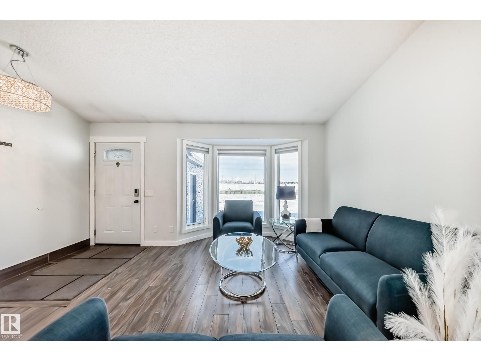 7011 190B ST NW, Edmonton