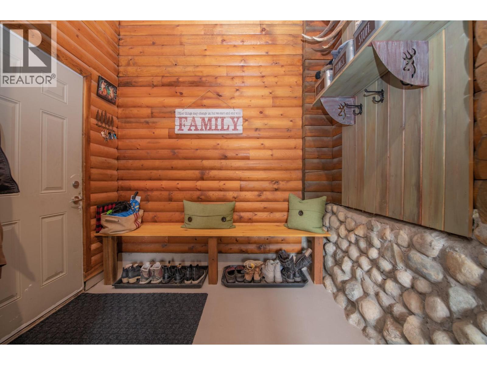  1495 6 Highway, Nakusp