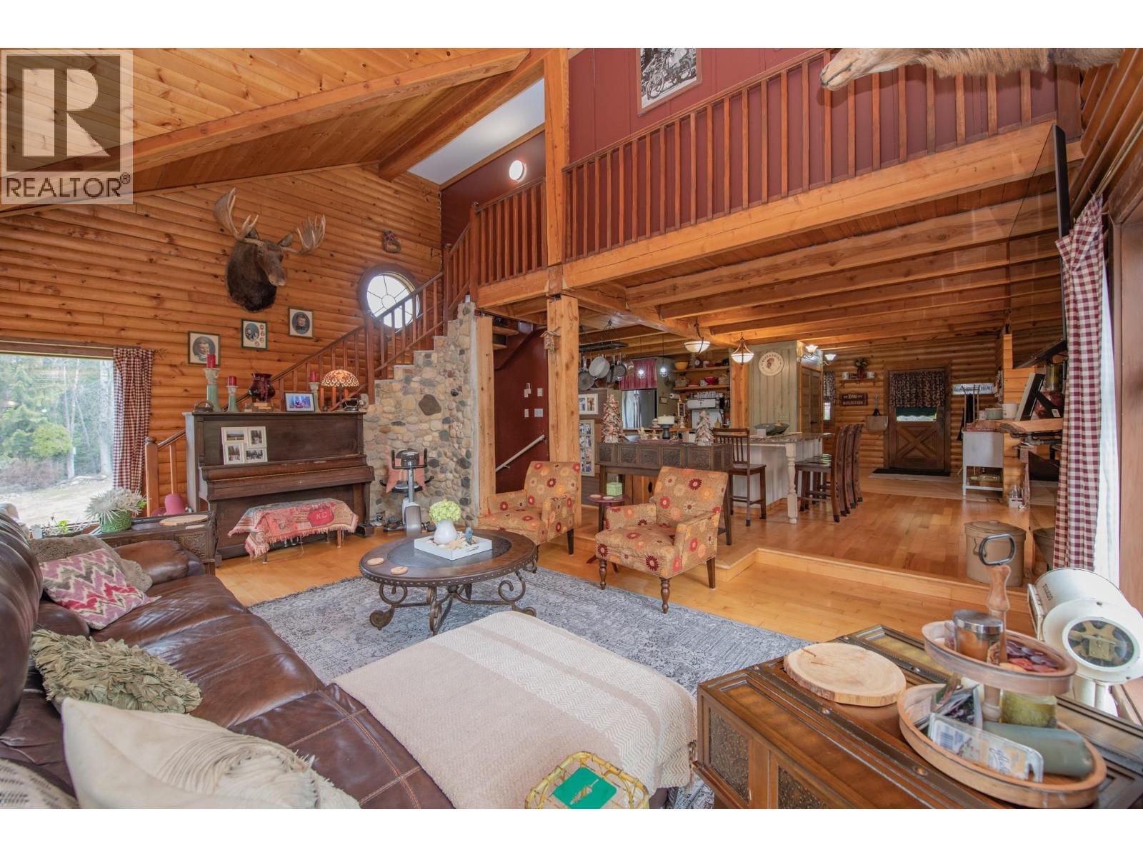  1495 6 Highway, Nakusp